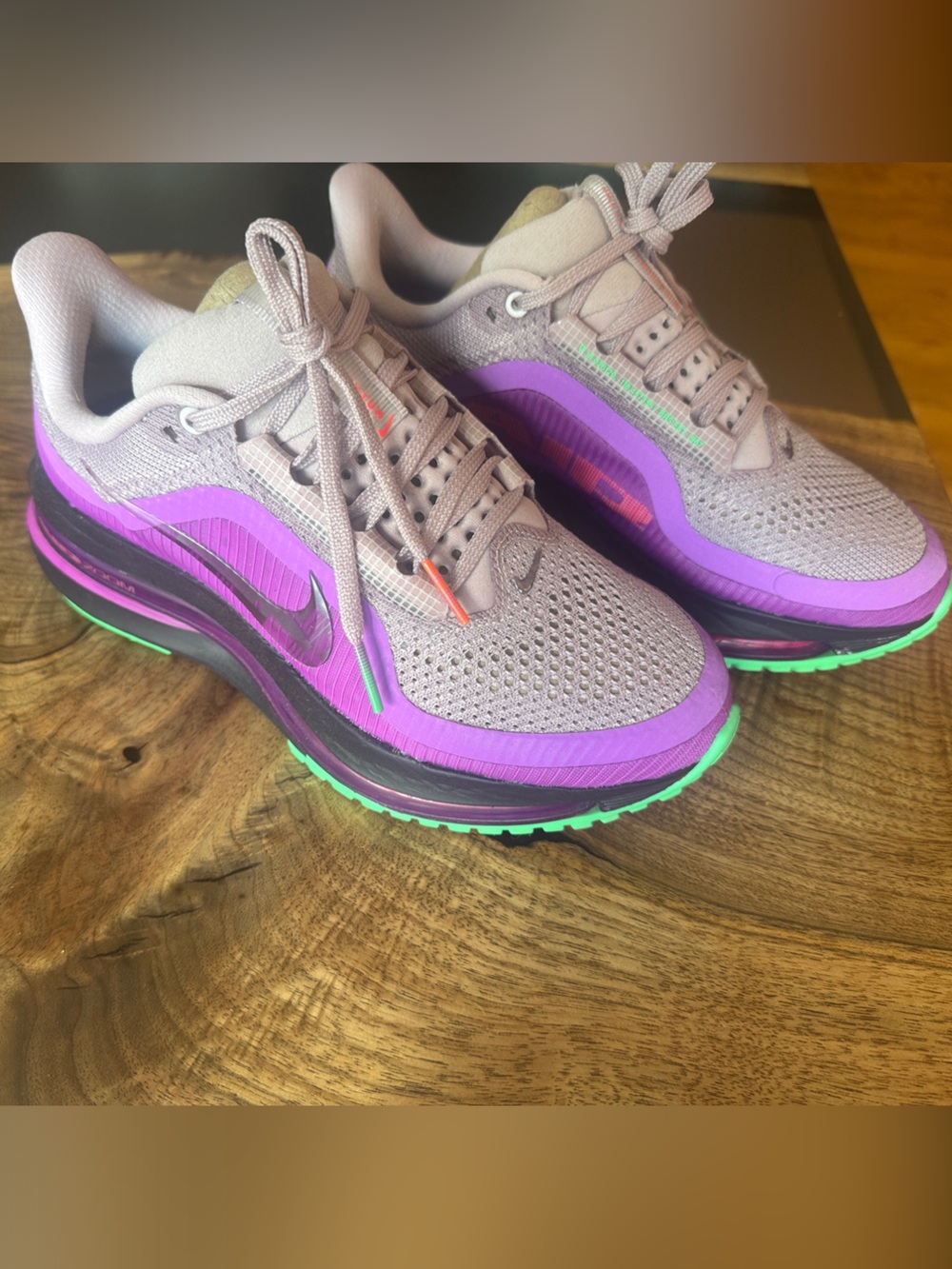 Women's Nike Pegasus Premium *sold out* 6.5